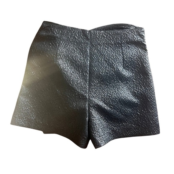 Zara Women’s Black Coated Knotted Skort, size small - Picture 2 of 11